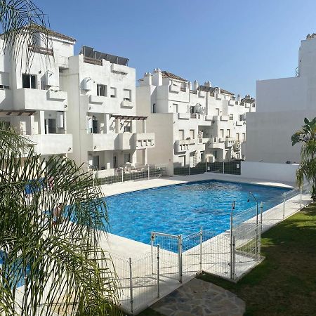 Penthouse Seaview And Golf Valle Romano Estepona Exteriör bild