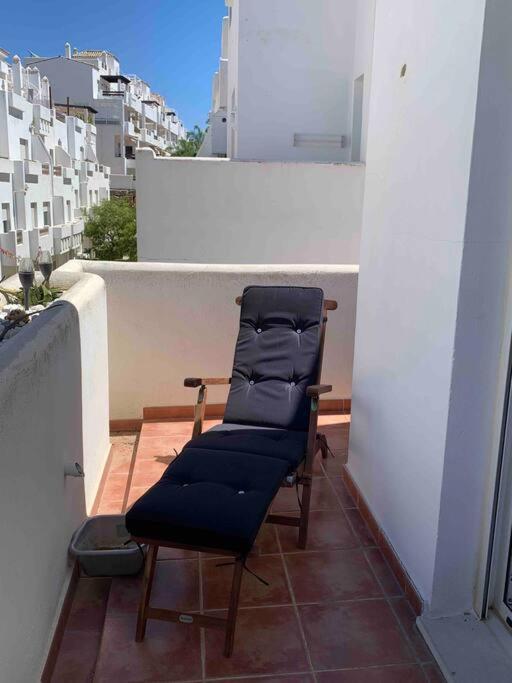 Penthouse Seaview And Golf Valle Romano Estepona Exteriör bild