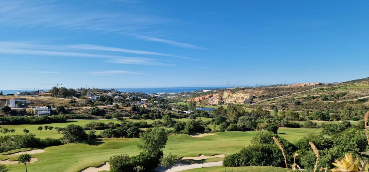 Penthouse Seaview And Golf Valle Romano Estepona Exteriör bild